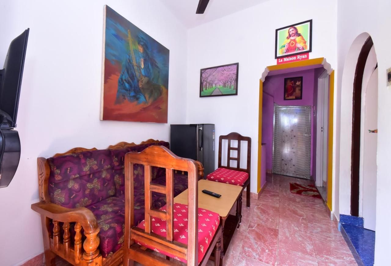 Villa Betty Beach Front Pondicherry Eksteriør bilde