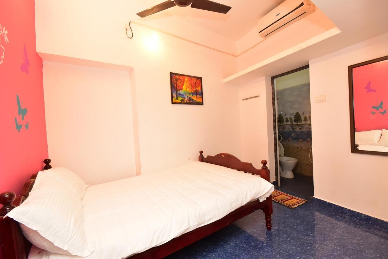 Villa Betty Beach Front Pondicherry Eksteriør bilde